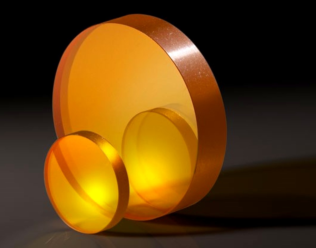 Uncoated ZnSe window showing surface reflection